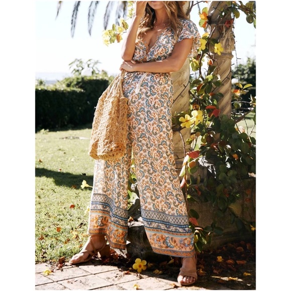 Boho gypsy Red floral v neck wide leg jumpsuit - Picture 6 of 9